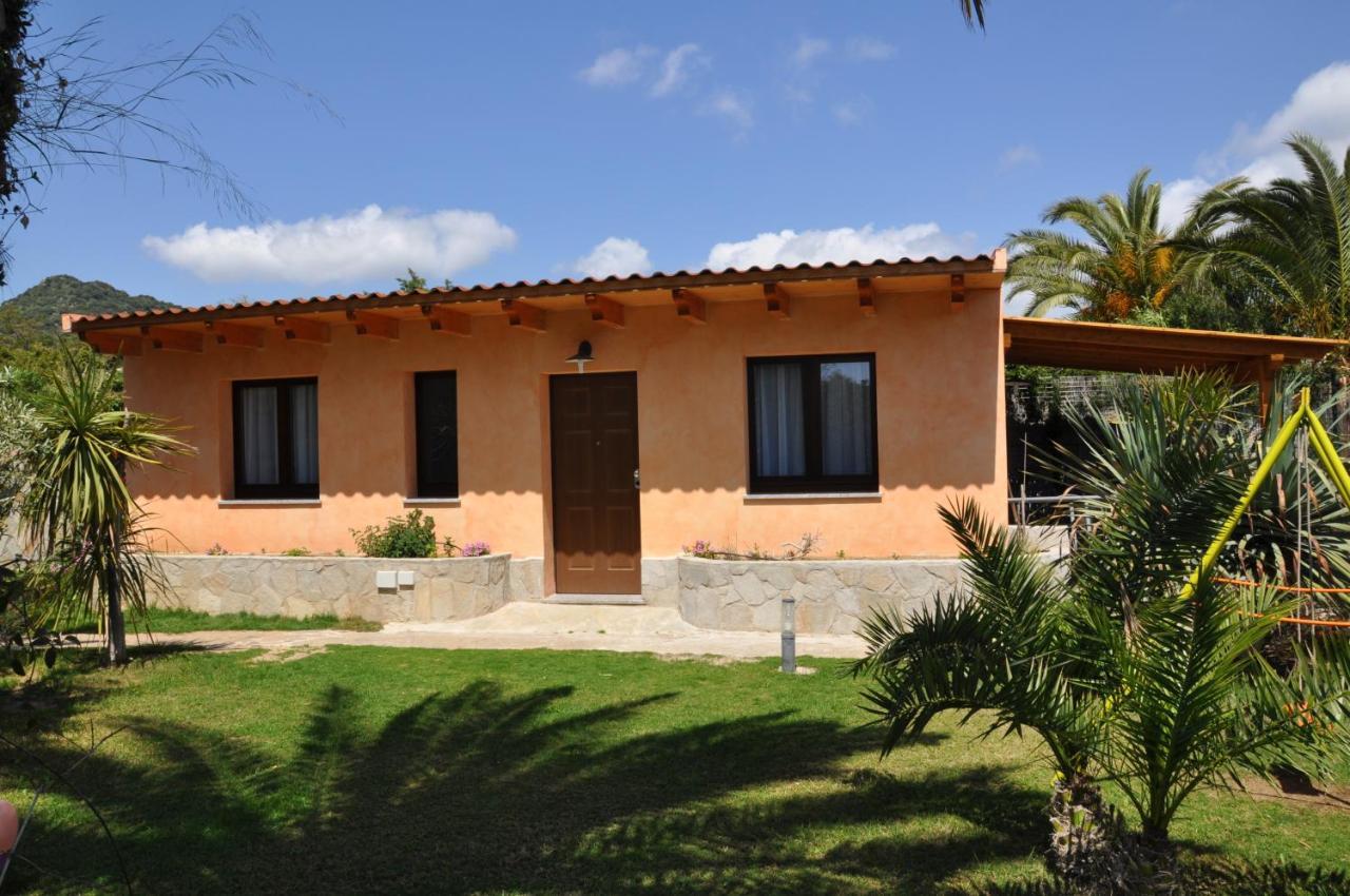 Palm Village Villasimius Exteriör bild